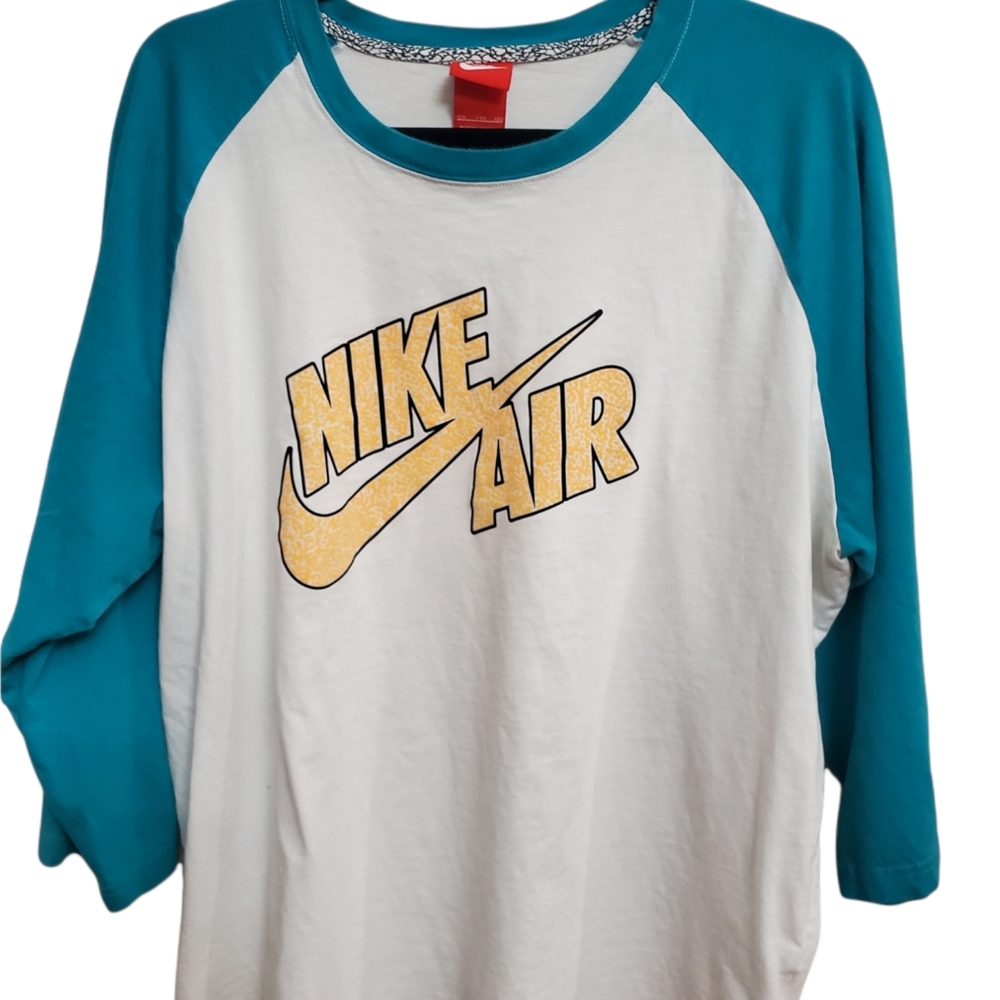 Old school vintage nike air shirt